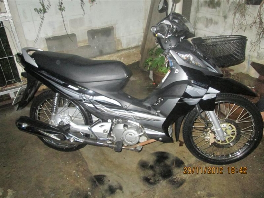 ขายซูซูกิรถบ้านใหม่มากเดิมสตราท์มือรถ2ปีราคาถูก