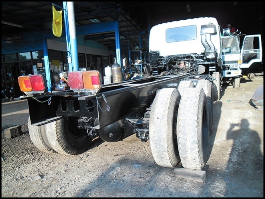 สิบล้อ GIGA  หัวครัชซี สภาพสวยๆ