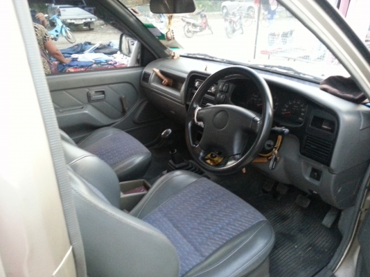 ขาย Isuzuดราก้อน2800 แวน สวยหายากแล้ว