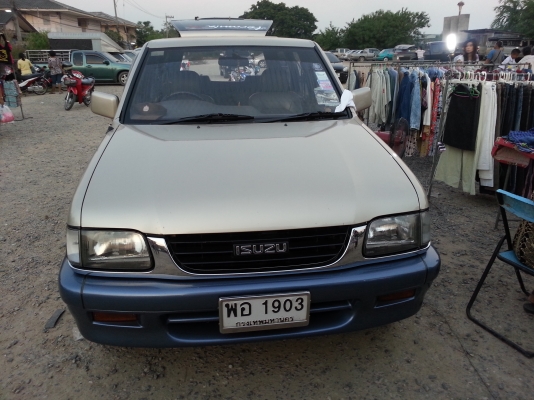 ขาย Isuzuดราก้อน2800 แวน สวยหายากแล้ว