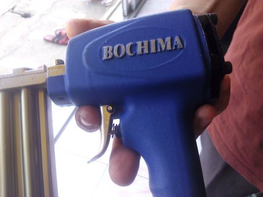 ปืนลมยิงตะปูเล็ก BOCHIMA ใช้ได้ดี ลมไม่รั่ว