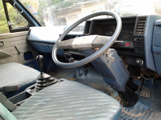 ขาย 6 ล้อ ISUZU NPR115 เสี่ยสั่งลุยท้างแท้ ปี38 เดิมๆบางๆ สวยกริ๊บ NPR59LU5FM 4BD1 115 แรง แห้งจัดแน่นๆ ช่วงล่างเดิมๆ ภายในสวยจัด ยาง7.50 ยังใหม่ หัวบาง คัสซีสวยไมล์2แสนกว่าๆ พ.พาวเวอร์ กระบะยาว 4.37ม. คอกไม้สูง ราคาต่อรองได้ครับ