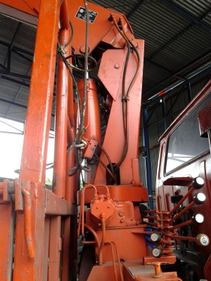 ขาย รถเฮี๊ยบ 6 ล้อ เครน 3 ตัน 4 ปลอก