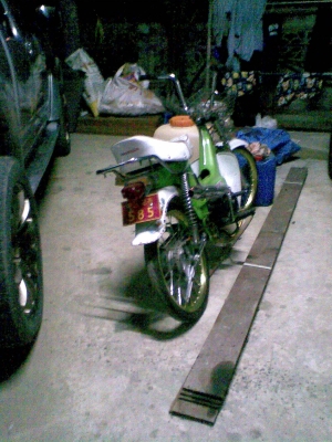 ขายชาลี ลดกระหน่ำร้อนเงินครับ 10500