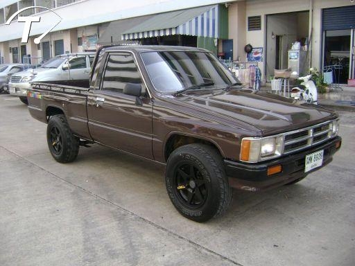 ขายกระบะพร้อมลุย LN51 4 ขอดีเซลแท้ เท่ห์ๆครับ