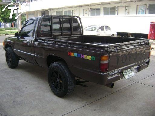 ขายกระบะพร้อมลุย LN51 4 ขอดีเซลแท้ เท่ห์ๆครับ