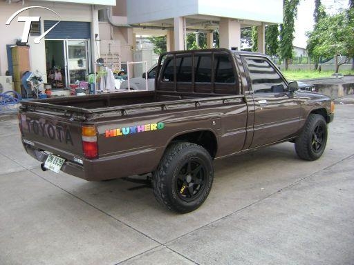 ขายกระบะพร้อมลุย LN51 4 ขอดีเซลแท้ เท่ห์ๆครับ