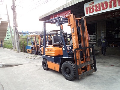 ขายรถยก