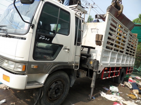 ขาย6ล้อhino พร้อมเฮี้ยบปากขยุ้ม ใช้งานได้ดีเต็มระบบ