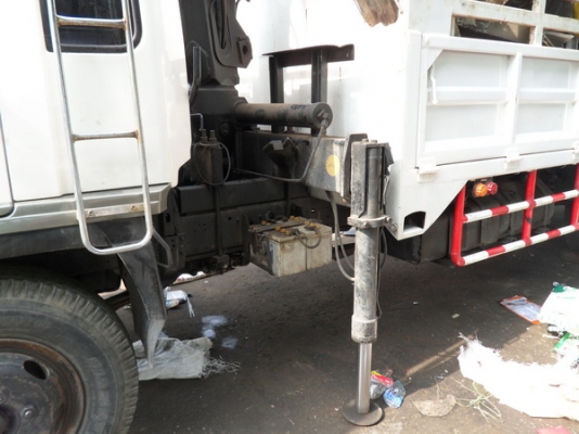 ขาย6ล้อhino พร้อมเฮี้ยบปากขยุ้ม ใช้งานได้ดีเต็มระบบ