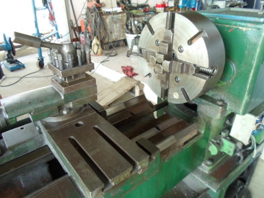 เครื่องกลึง 5 ฟุต 3 เพลา เกียร์บล็อก ขาย 65,000 ด่วน เครื่องกลึง 5 ฟุต 3 เพลา เกียร์บล็อก ขาย 65,000 ด่วน