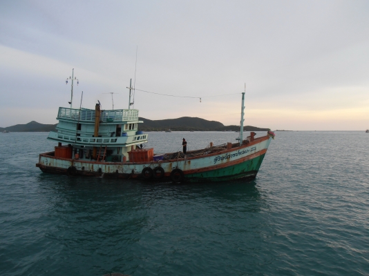 ต้องการขายเรือประมงรุ่นใหม่ท้ายตัดขนาดเกือบ 11วา สภาพสวยมากครับ ต้องการขายเรือประมงรุ่นใหม่ท้ายตัดขนาดเกือบ 11วา สภาพสวยมากครับ