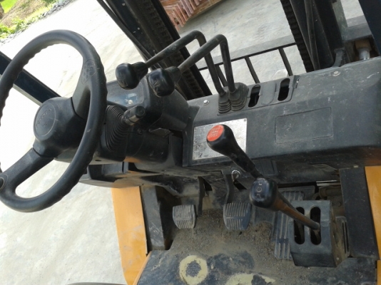 ขายรถโฟคลิป toyota 7fd25 รถนำเข้าจากญี่ปุ่น