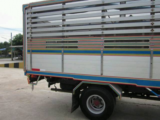 HINO FC2J จำนวนห้าสูบ 170 แรงม้า HINO FC2J จำนวนห้าสูบ 170 แรงม้า