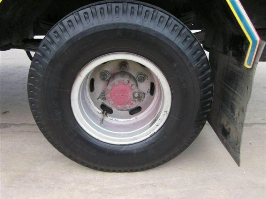 HINO FC2J จำนวนห้าสูบ 170 แรงม้า HINO FC2J จำนวนห้าสูบ 170 แรงม้า