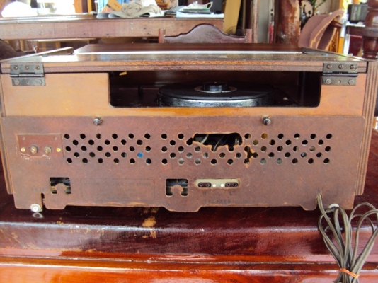 ขายวิทยุเก่าน่าสะสม ขายวิทยุเก่าน่าสะสม