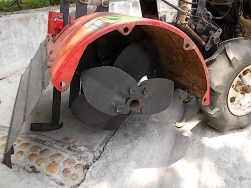 รถพรวนดินเดินตาม รหัสสินค้า :13001153 เครื่องยนต์เบนซิล นำเข้าจากญี่ปุ่นพร้อมใช้งาน www.nihonmono.com