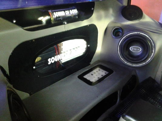 เดิมบาง แม็ค15ยาง31 เครื่องเสียง มีของแต่ง ปี2001 1Jออโต้ LPG เดิมบาง แม็ค15ยาง31 เครื่องเสียง มีของแต่ง ปี2001 1Jออโต้ LPG