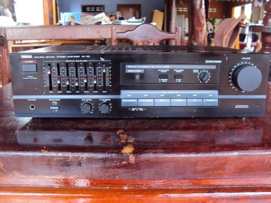 ขายอินทิเกรทแอมป์ YAMAHA  AV-33