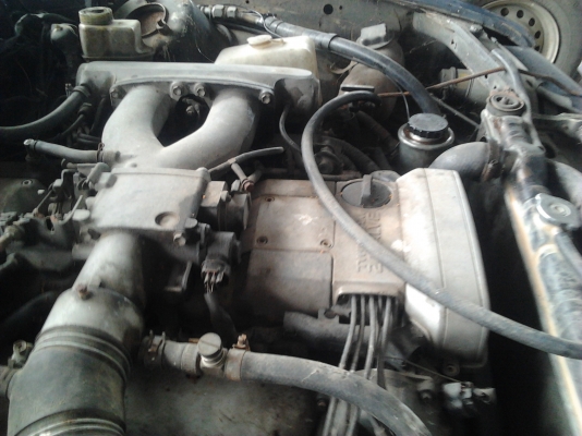 ขานด่วนรถเก๋งBMW318I พร้อมใช้ติดแก๊ส เกียร์ออโต้ แอร์เย็น ยางดี4เส้น