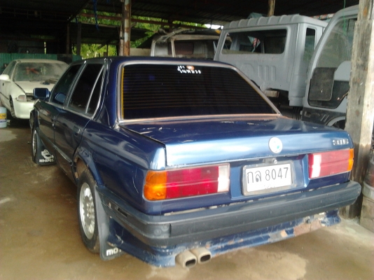 ขานด่วนรถเก๋งBMW318I พร้อมใช้ติดแก๊ส เกียร์ออโต้ แอร์เย็น ยางดี4เส้น