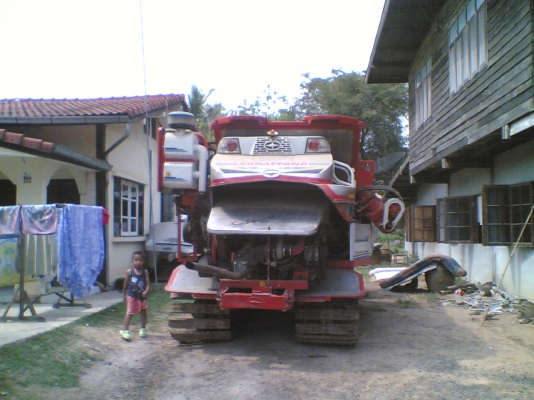 ขายรถเกี่ยวข้าว