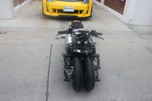 รถแปลก!!!!!!*หายาก*BATMAN สีดำเงา น่าสะสม