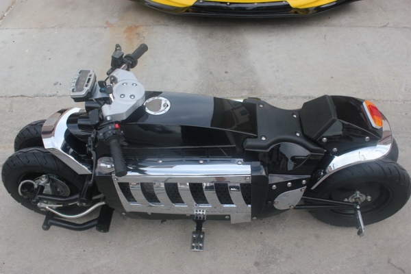 รถแปลก!!!!!!*หายาก*BATMAN สีดำเงา น่าสะสม