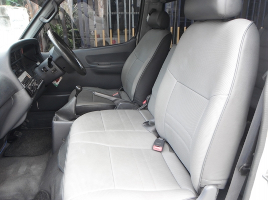 ขายถูก ด่วน TOYOTA HIACE 3.0 GL สวยเดิมๆทั้งคัน