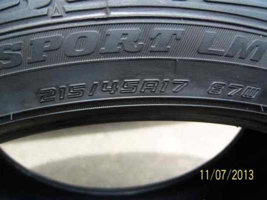 ยางสวยๆ ครับ 215 45 R17  ปี 11   มี 1 คู่