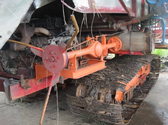 !!!ขายรถเกี่ยวข้าว ศักดิ์พัฒนา KM49 !!!ขายรถเกี่ยวข้าว ศักดิ์พัฒนา KM49