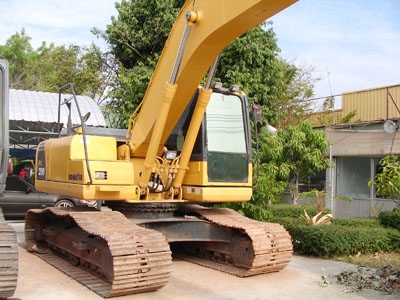 บริการให้เช่า รถตัก - รถแมคโคร รายวัน รายเดือน ราคาถูก บริการให้เช่า รถตัก - รถแมคโคร รายวัน รายเดือน ราคาถูก