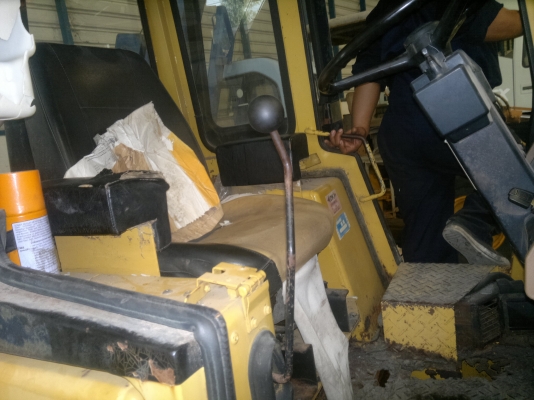 ขายรถตักล้อยาง CATERPILLAR 910F ปี95 เครื่องดีใช้งานได้เลย เพิ่งมาถึงไทย โทรมานะ 085-9049669 ขายรถตักล้อยาง CATERPILLAR 910F ปี95 เครื่องดีใช้งานได้เลย เพิ่งมาถึงไทย โทรมานะ 085-9049669