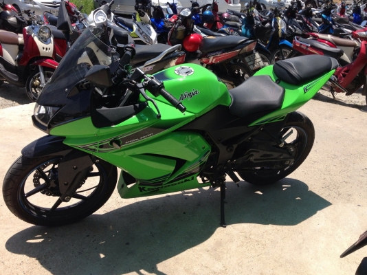 ขาย Kawasaki Ninja 250 ปี2012 สีเขียว-ดำ แต่ง ภูเก็ต 1แสน