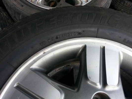 แม็ก วีโก้ ขอบ 15  พร้อมยาง ครับ 1ชุด