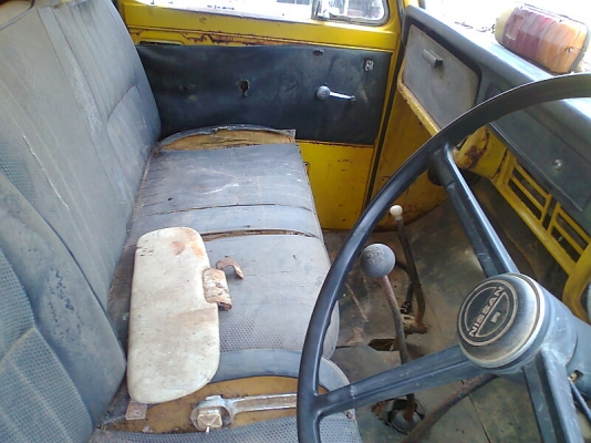 ขาย..รถหกล้อ นิสสัน เครื่อง ND6 เครื่องดี คัสซีสวย มีทะเบียนครบ.