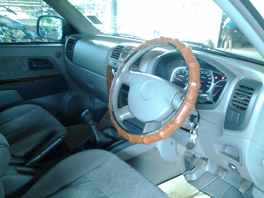 ISUZU DMAX THAIRUNG 3.0 ปี 47 เพาเวอร์ ไฟฟ้า เซ้นทรัลล็อภายในสวย คอนโซลลายไม้