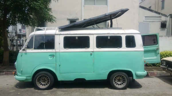 ฝากขาย รถตู้FORDโบราณแต่งบาร์ ฝากขาย รถตู้FORDโบราณแต่งบาร์