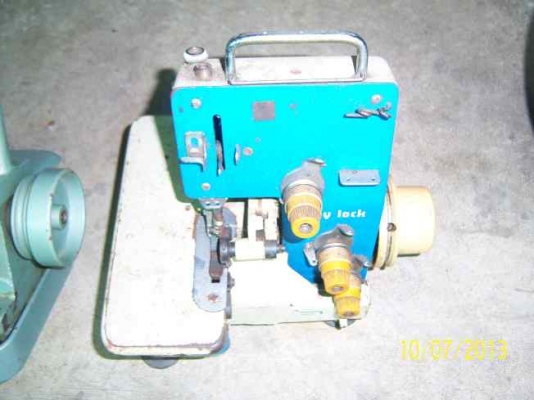 จักรเย็บผ้าไฟฟ้า privieg super nutzstich Quik system จักรเย็บผ้าไฟฟ้า privieg super nutzstich Quik system