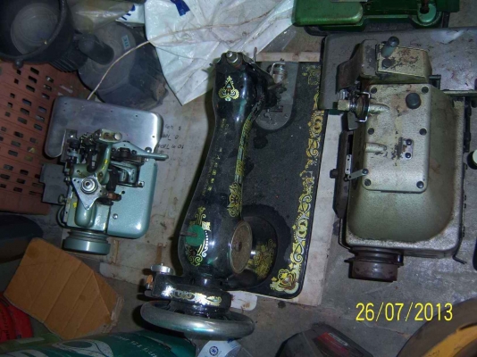 จักรเย็บผ้าไฟฟ้า privieg super nutzstich Quik system จักรเย็บผ้าไฟฟ้า privieg super nutzstich Quik system