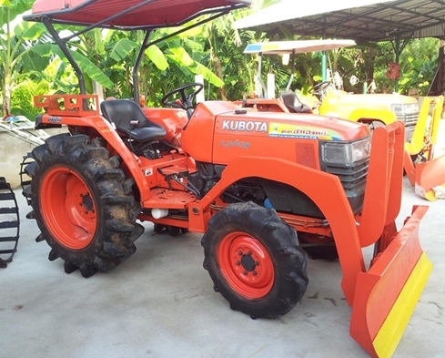 ขายรถไถ KUBOTA L3408 ระบบ 4WD พร้อมใบมีดดันดินหน้า ขายรถไถ KUBOTA L3408 ระบบ 4WD พร้อมใบมีดดันดินหน้า