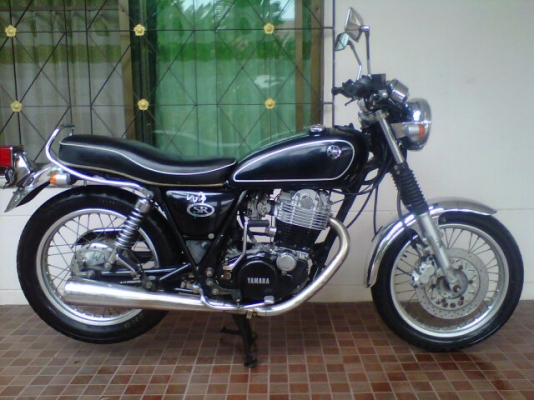 ***ขาย sr 400 ปี 2002 ราคาฟังได้ประกอบใหม่ 66000 ***0858730704 ohm คอนหวัน  ประกอบใหม่เครื่องดีมากครับ แน่นปึก กุญแจดอกเดียวทั้งคันครับ มีของแต่งติดคือ ท่อ อ๊อฟฟิเซียน เบาะอังกฤษ ไฟเลี้ยว cgc ใหญ่ นอกน้ันเดิมๆๆๆๆ ไมค์ วัดรอบ ความเร็ว ขึ้นหมดครับ ระบบไฟปกต