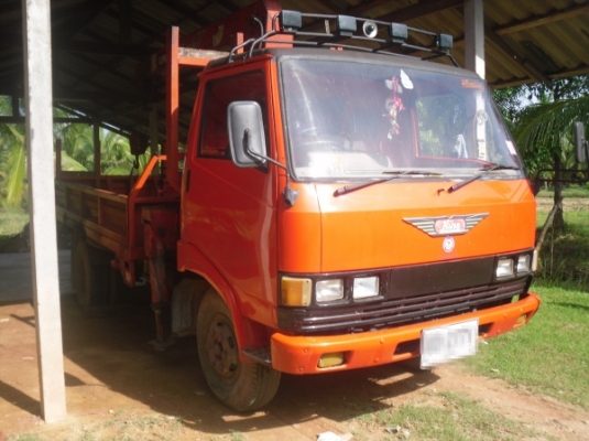 HINO KM 777 ติดเครน 2.9 ตัน  พี่ต้อม จังหวัดเพชรบุรี มัดจำแล้วค่ะ นัดรับรถในวันที่ 8/05/57ค่ะ