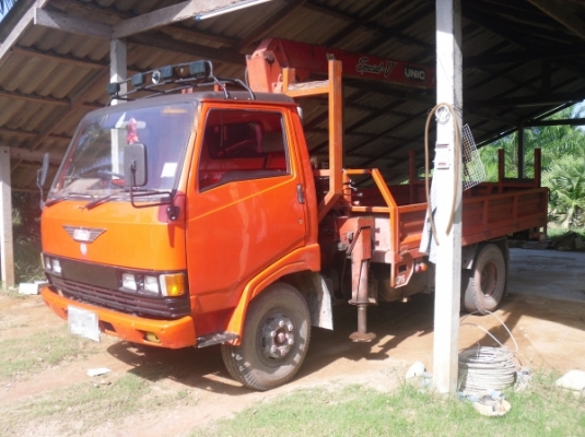 HINO KM 777 ติดเครน 2.9 ตัน  พี่ต้อม จังหวัดเพชรบุรี มัดจำแล้วค่ะ นัดรับรถในวันที่ 8/05/57ค่ะ