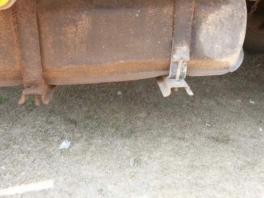 HINO KM 777 ติดเครน 2.9 ตัน  พี่ต้อม จังหวัดเพชรบุรี มัดจำแล้วค่ะ นัดรับรถในวันที่ 8/05/57ค่ะ