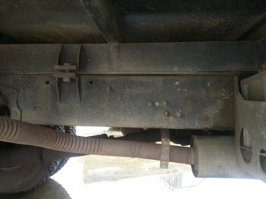 HINO KM 777 ติดเครน 2.9 ตัน  พี่ต้อม จังหวัดเพชรบุรี มัดจำแล้วค่ะ นัดรับรถในวันที่ 8/05/57ค่ะ