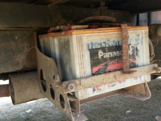 HINO KM 777 ติดเครน 2.9 ตัน  พี่ต้อม จังหวัดเพชรบุรี มัดจำแล้วค่ะ นัดรับรถในวันที่ 8/05/57ค่ะ