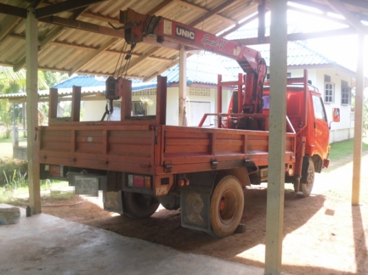 HINO KM 777 ติดเครน 2.9 ตัน  พี่ต้อม จังหวัดเพชรบุรี มัดจำแล้วค่ะ นัดรับรถในวันที่ 8/05/57ค่ะ