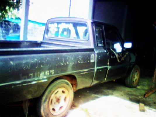 ขายด่วน mazda famaliy