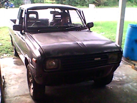 ขายด่วน mazda famaliy